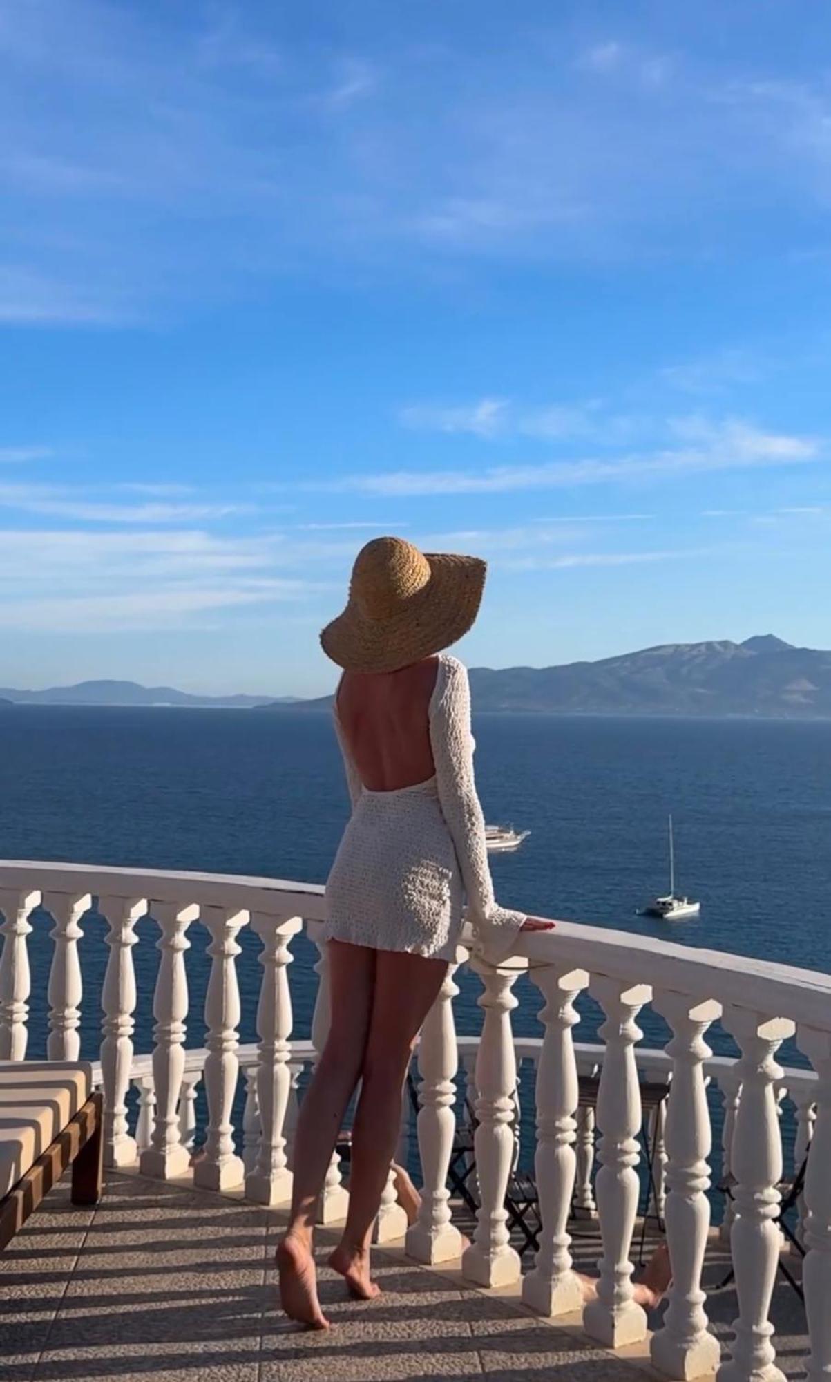 Monte Cristo Hotel With Rooftop Pool Saranda Kültér fotó